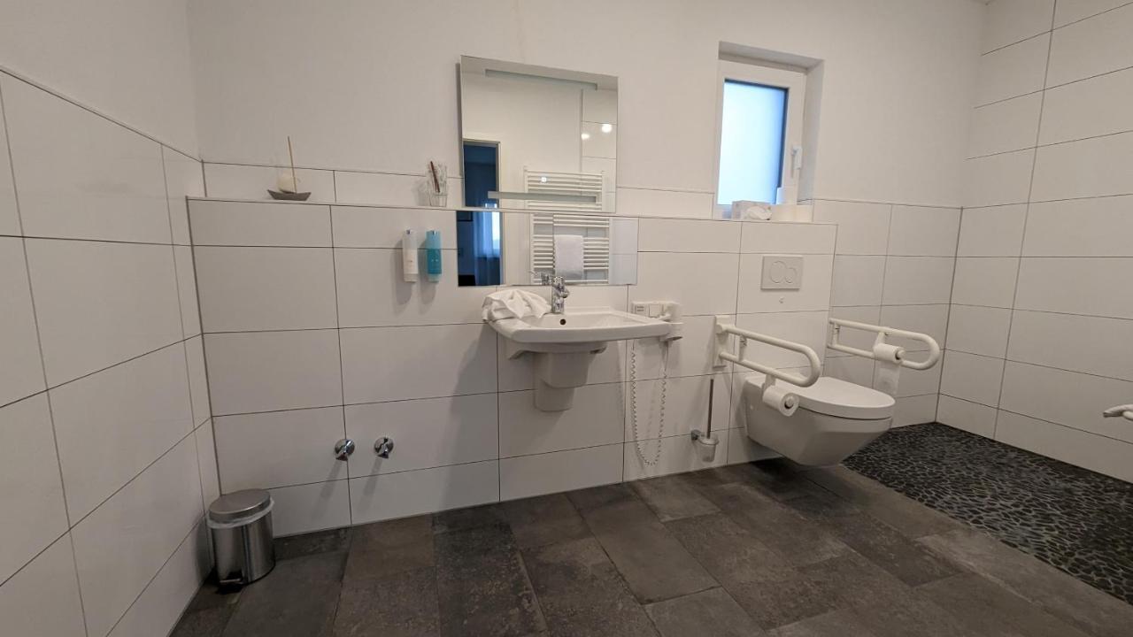 Altes Ruderhaus Hotel Вормс Екстериор снимка